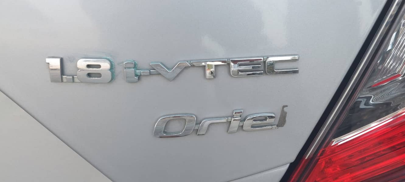 Honda Civic Oriel 1.8 i-VTEC CVT 2019 6
