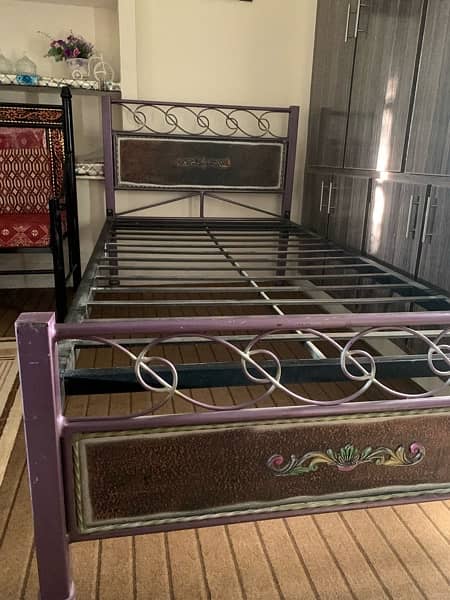 iron bed for sale. excellent quality no defects 1