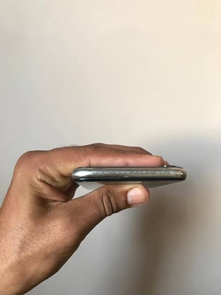 iphone X 64gb PTA Approved 4