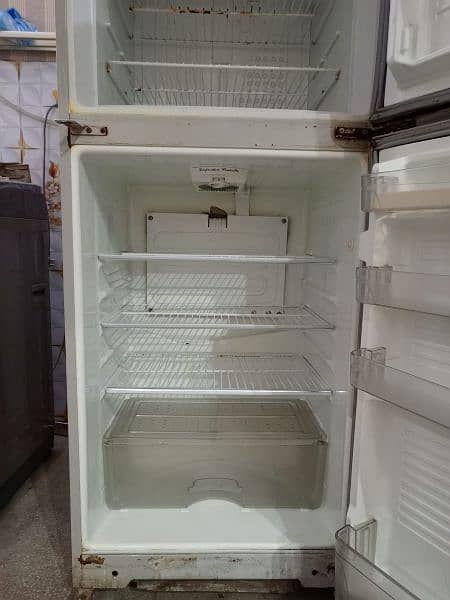 Dawlance Refrigerator For Sale 10/10 Condition 2