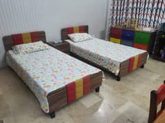Bed set & other furniture. بچوں کے کمرے کا خوبصورت مکمل فرنیچر سیٹ۔