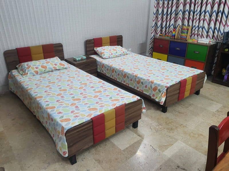 Bed set & other furniture. بچوں کے کمرے کا خوبصورت مکمل فرنیچر سیٹ۔ 0