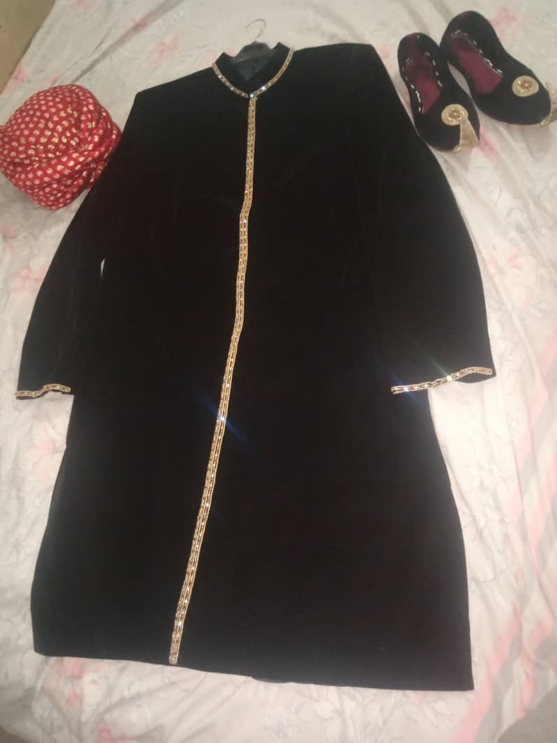 "Regal Elegance: Black Velvet Sherwani, Khussa & Kuhla Collection" 1