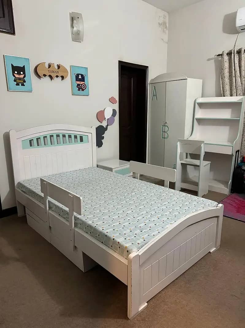 single bed set /side table / study table set/ cupboard / mattress 0