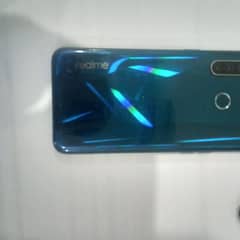 realme 5 pro 8/128 0