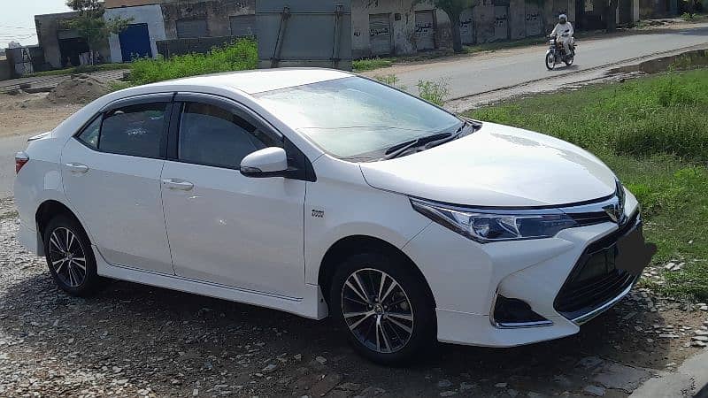 Toyota corolla Altis (2022) 4