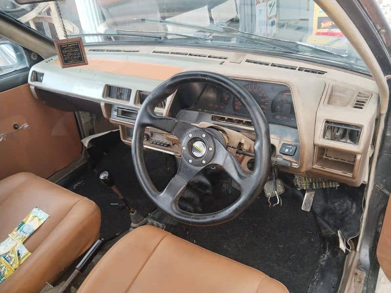 Nissan Other 1985.03165573739 3