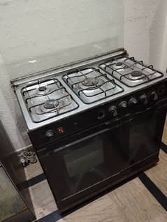 Cooking Range with Double Gas Ovens and 5 Burners