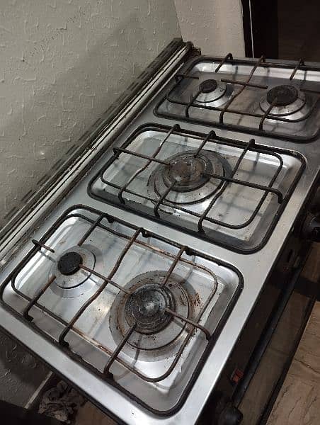 Cooking Range with Double Gas Ovens and 5 Burners 1