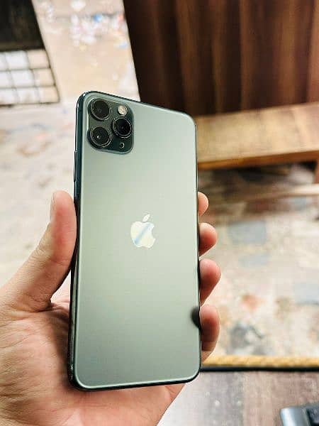 iphone 11 Pro Max Waterpack 2