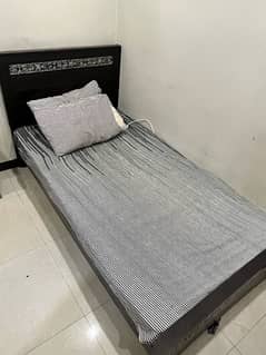 Single bed with Medicated mattress