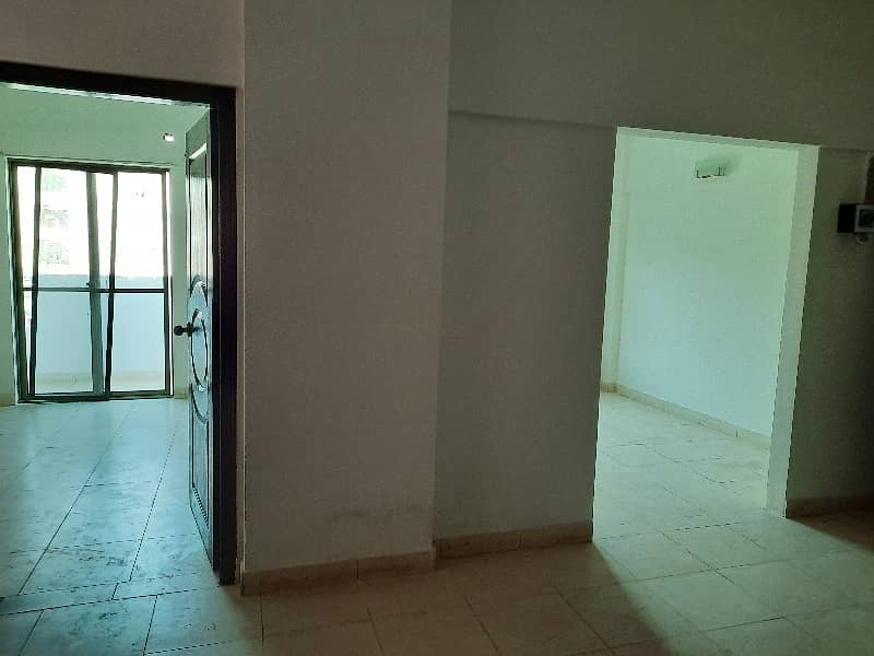 Apartment Available For Rent 8