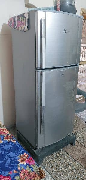 Dawlance refrigerator 1