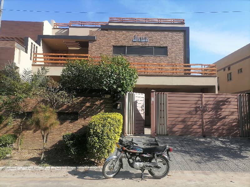 Buying A House In Eden Garden - Nawab Block Faisalabad? 0