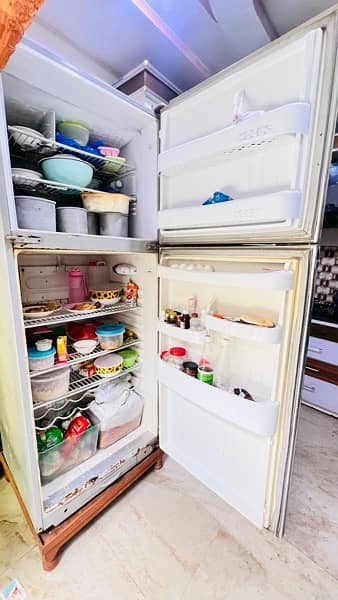 fridge , refrigerator 2