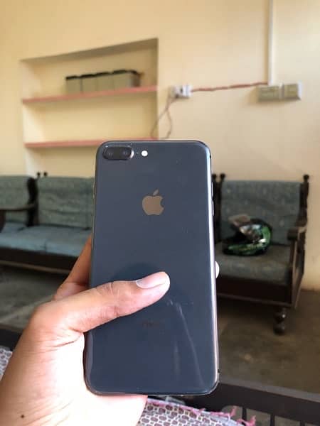 PTA approved 256gb IPHONE 8 plus with Charger 1