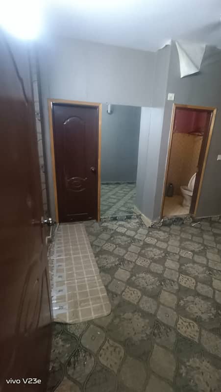 Studio Apartment For Rent 2Bed lounge 1st floor available Muslim Comm 17
