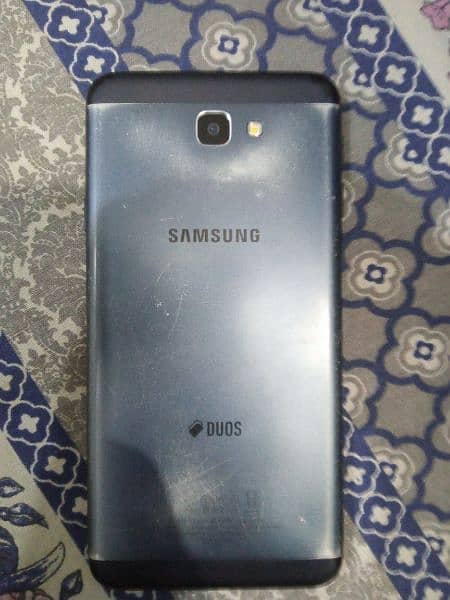 Samsung Galaxy J7 2