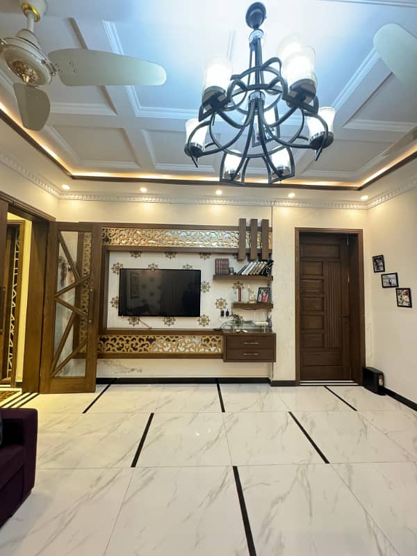 10 marla Slightly use modern design facing park beautiful bungalow for sale in DHA phase 8 air avenue lahore cant 7