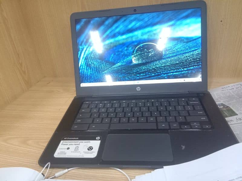 New HP Chromebook 4/32 14-db005 0