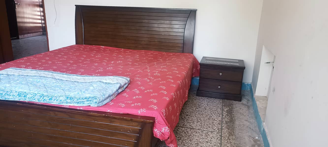 King size bed with dresser, side tables, and mattress 1