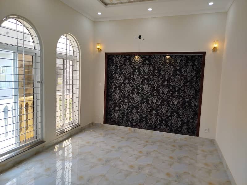 5 MARLA IDEAL LOCATION BRAND NEW HOUSE FOR SALE IN DHA RAHBAR BLOCK K 16
