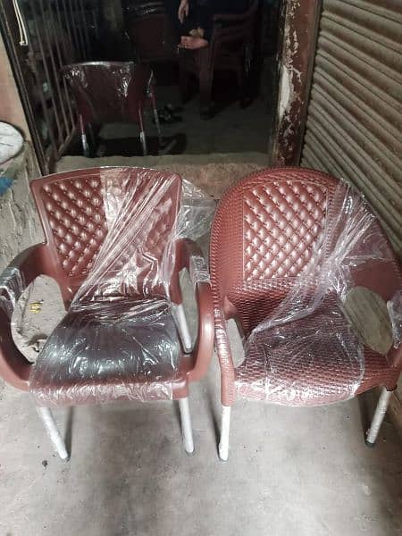 plastic chairs table wholesalers 3