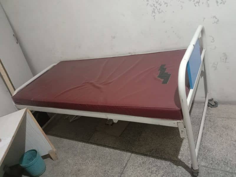 Bed For sale 0