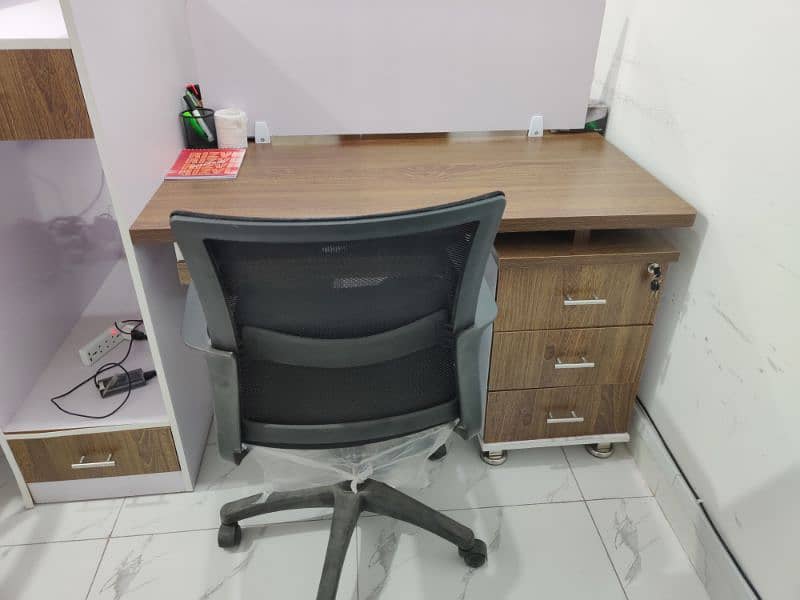 office workstation / office table 2