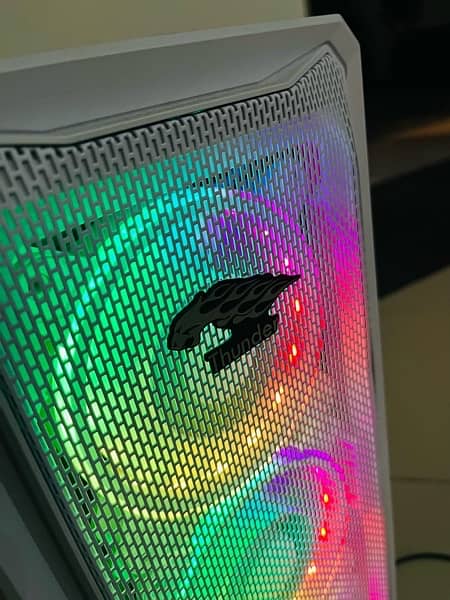 Gaming Pc With RGB Fans 3