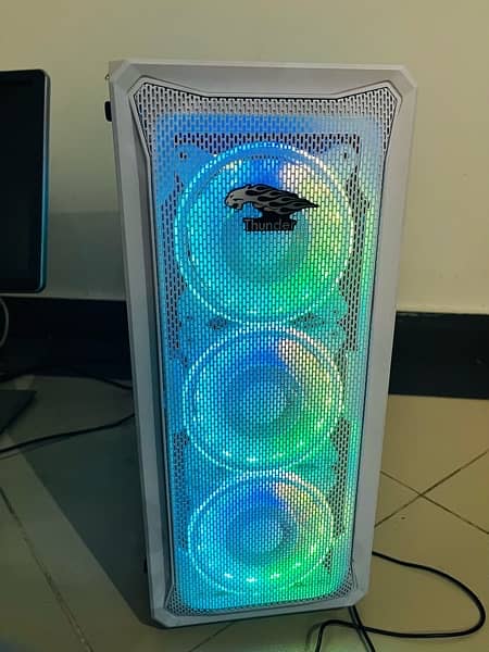 Gaming Pc With RGB Fans 8