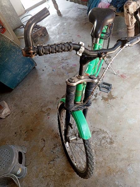 bicycle for sale. for 11 to 14 year old child 2