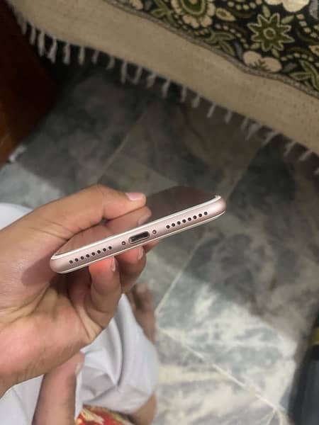 i phone 7 plus 128gb PTA approved 5