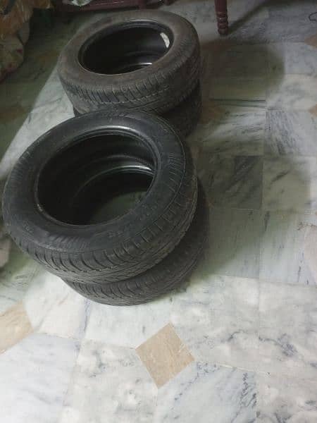 04 tyre available 195/65/15 4