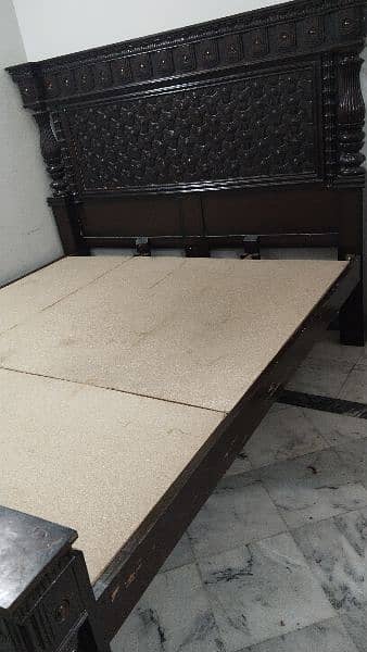 king size wooden bed 2