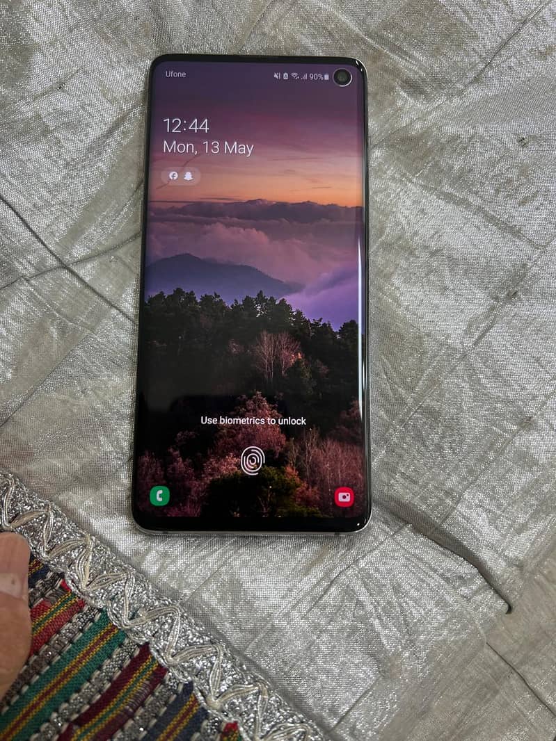 Samsung s10 approved 8gb 128gb 0