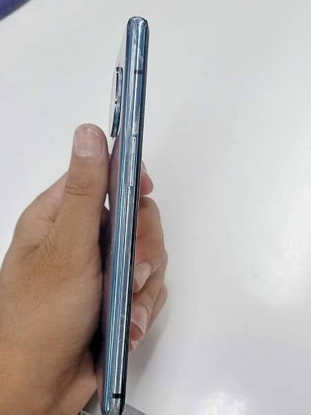 OnePlus 7t 1