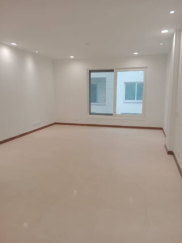 Brand New 1 Bed Semi Furnished Apartment Available For Sale In DHA Lahore 5