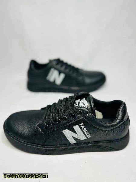 black sneaker brand new 1