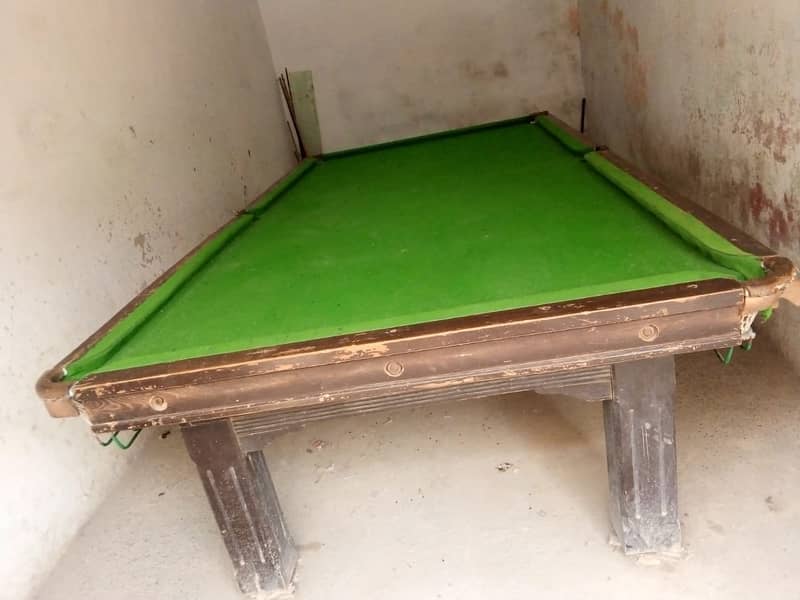 Snooker Table 6 x 12 Sized 3