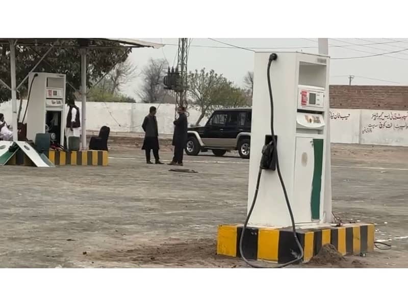 Petrol pump PSO running business for urgent sale 1