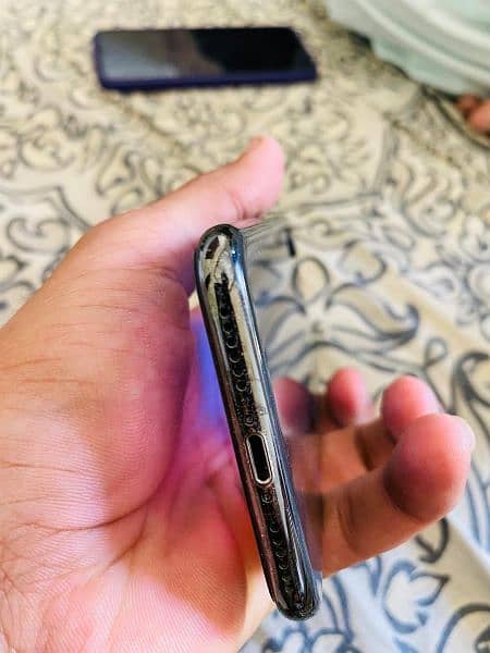 IPhone X Sim working condition 10by 10 only face ID & True tone field 1