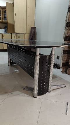 steel frame dinning table