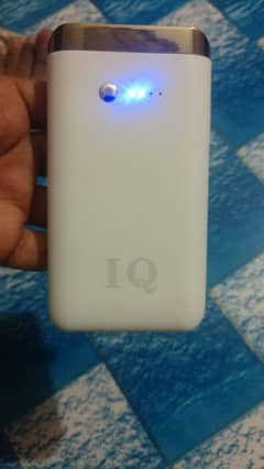 IQ Power bank & Samsung A8s Earbuds