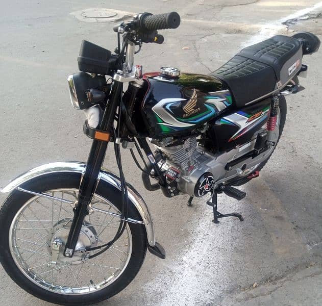 honda125 urgent syle modified 10/10condition bike complete docs k sath 1