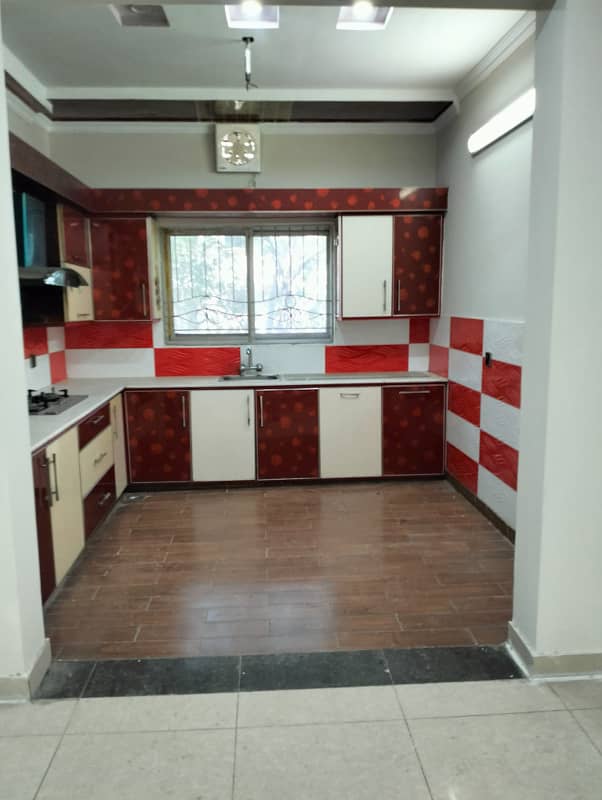 10 Marla Double unit Corner house for Rent in Bahria Town Lahore 7