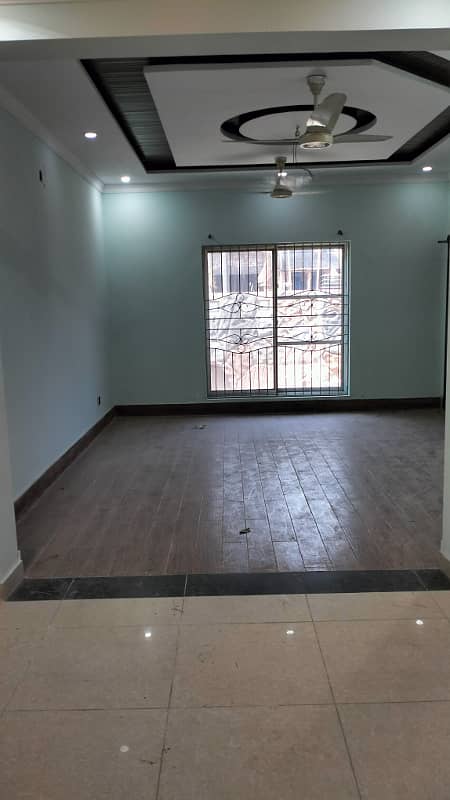 10 Marla Double unit Corner house for Rent in Bahria Town Lahore 10