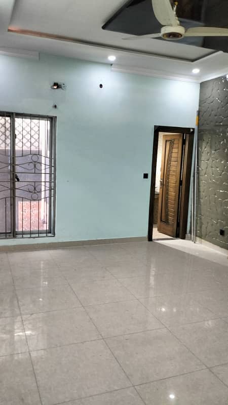 10 Marla Double unit Corner house for Rent in Bahria Town Lahore 13