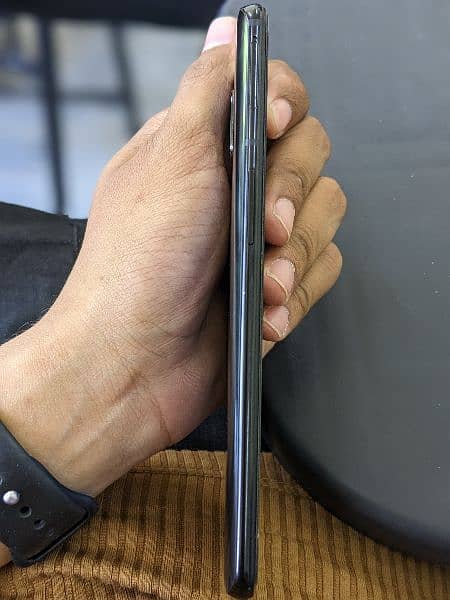 OnePlus 6t Mcleran 3