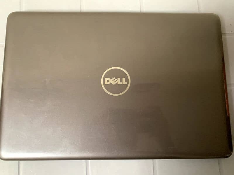 Dell Laptop Core i7 7 Generation 1